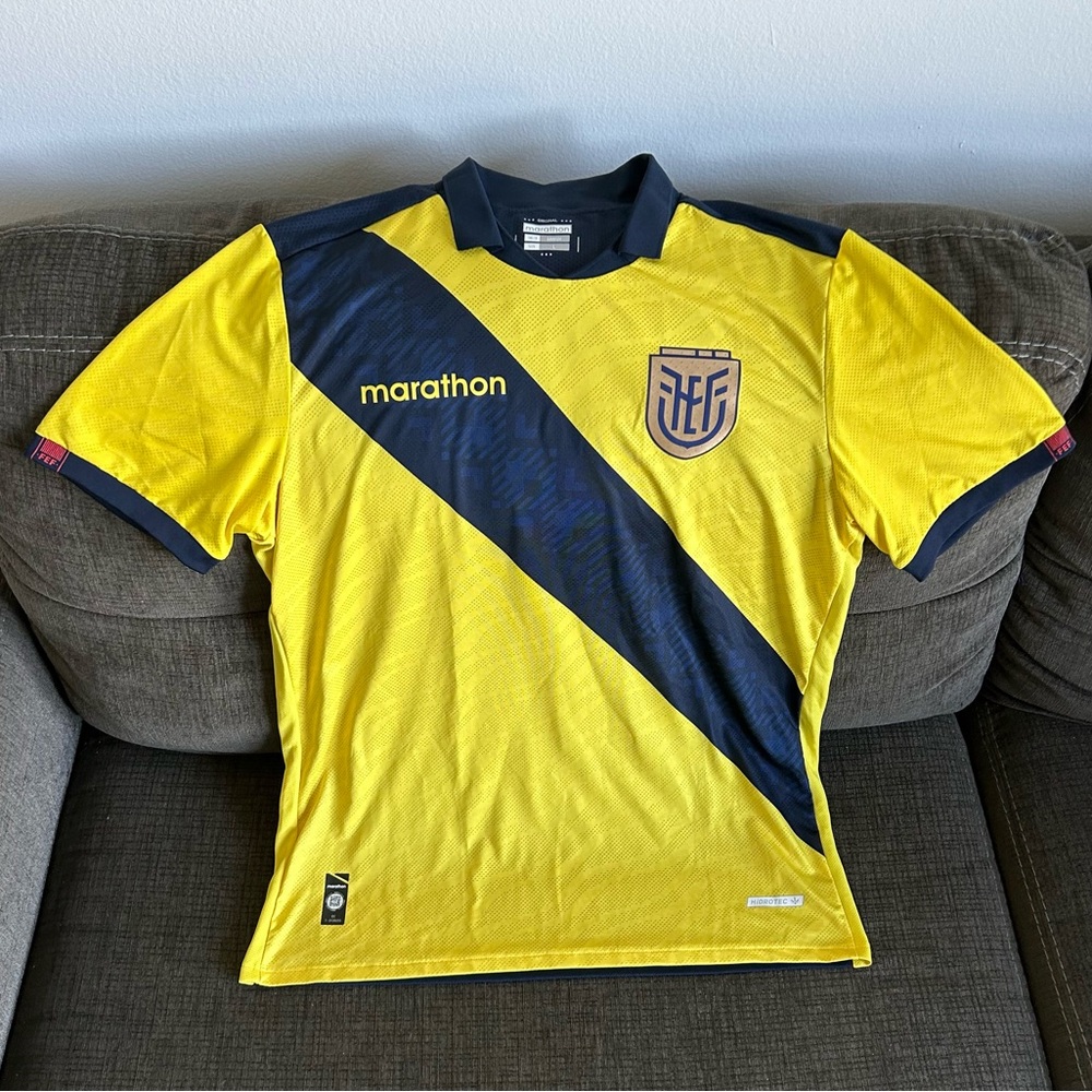 Marathon Authentic Ecuador National Team Copa America 2024 Jersey Men’s Sz Large